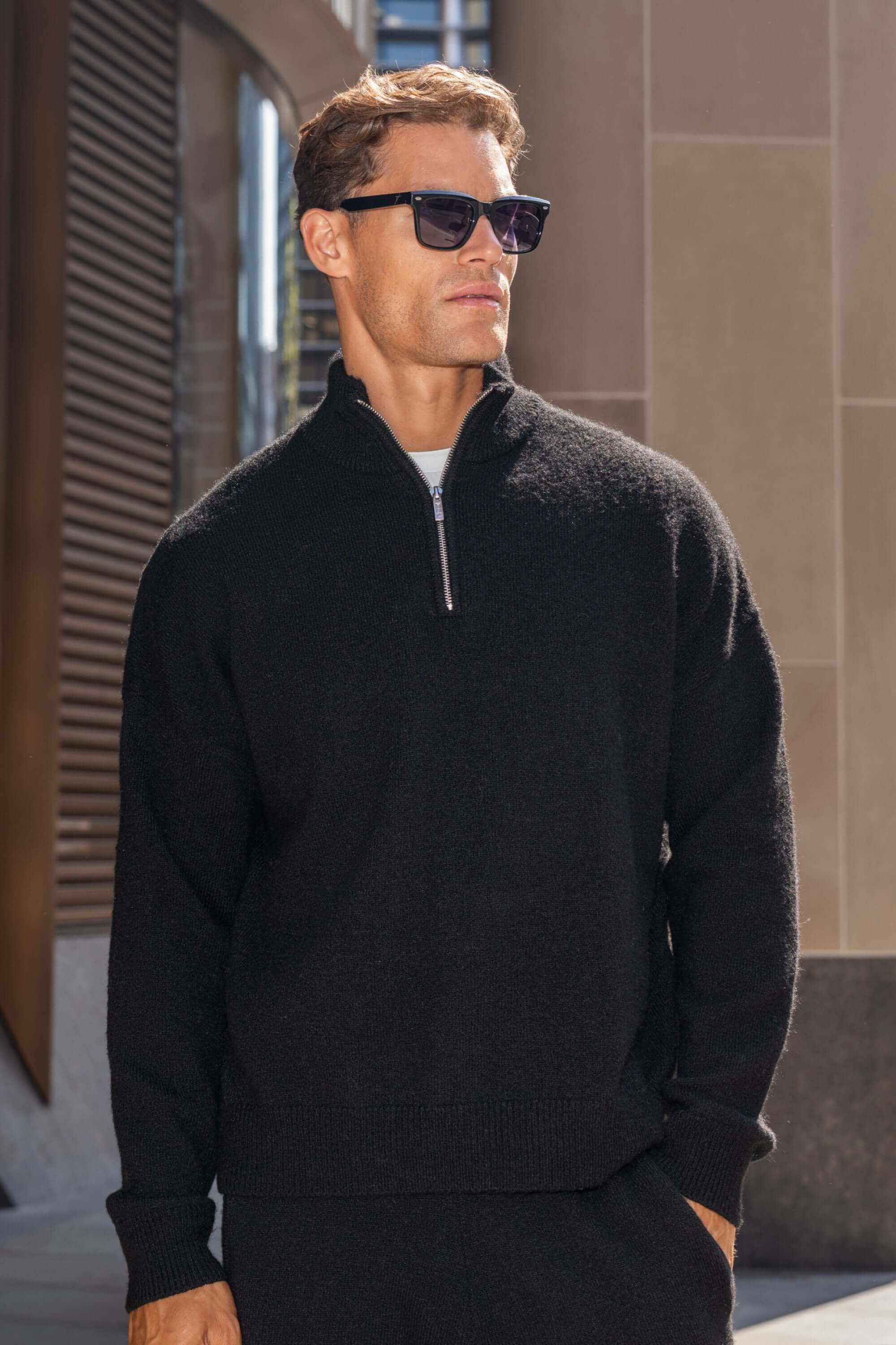THE SAVONA QUARTER ZIP SWEATER