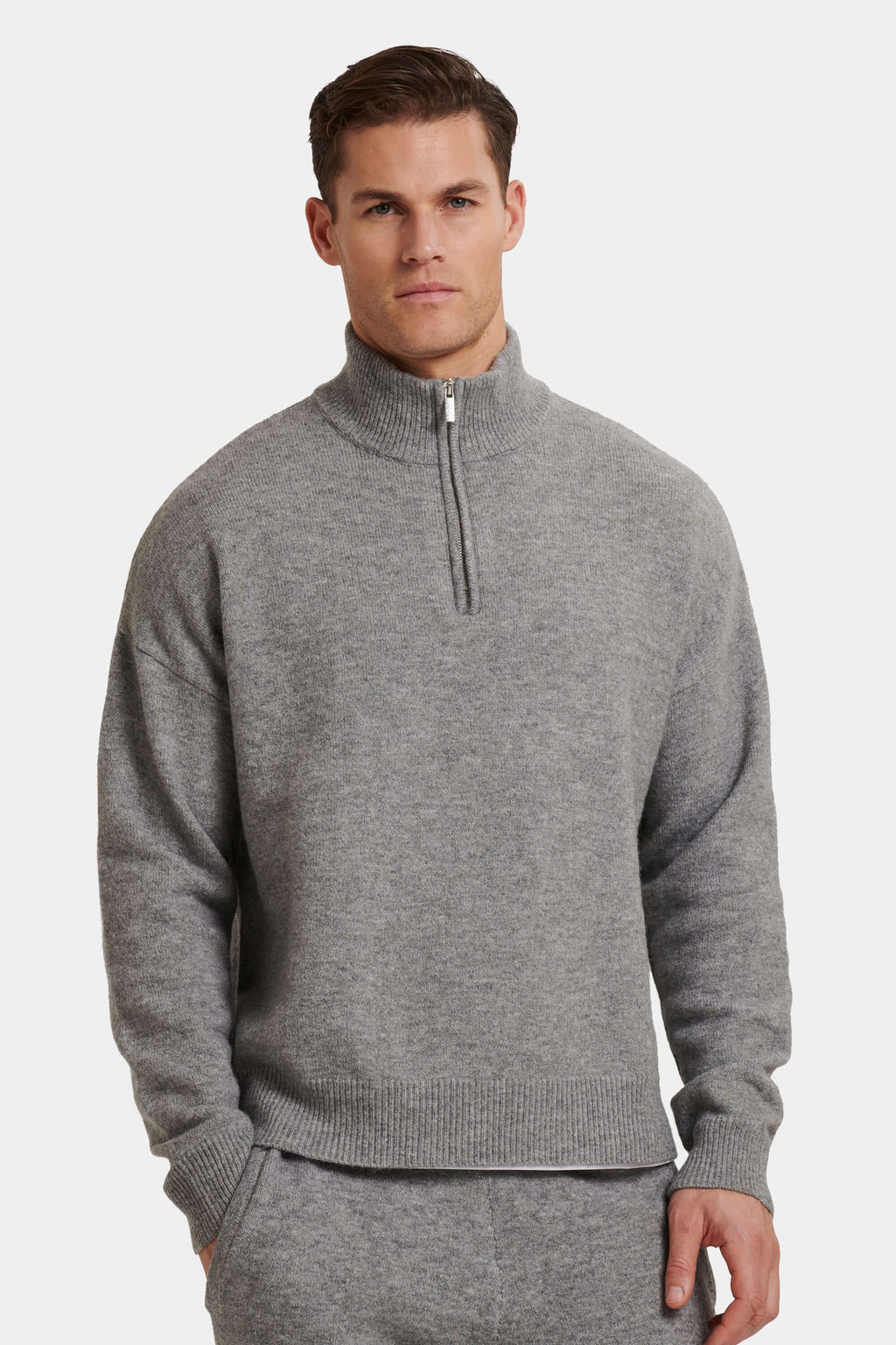 THE SAVONA QUARTER ZIP SWEATER