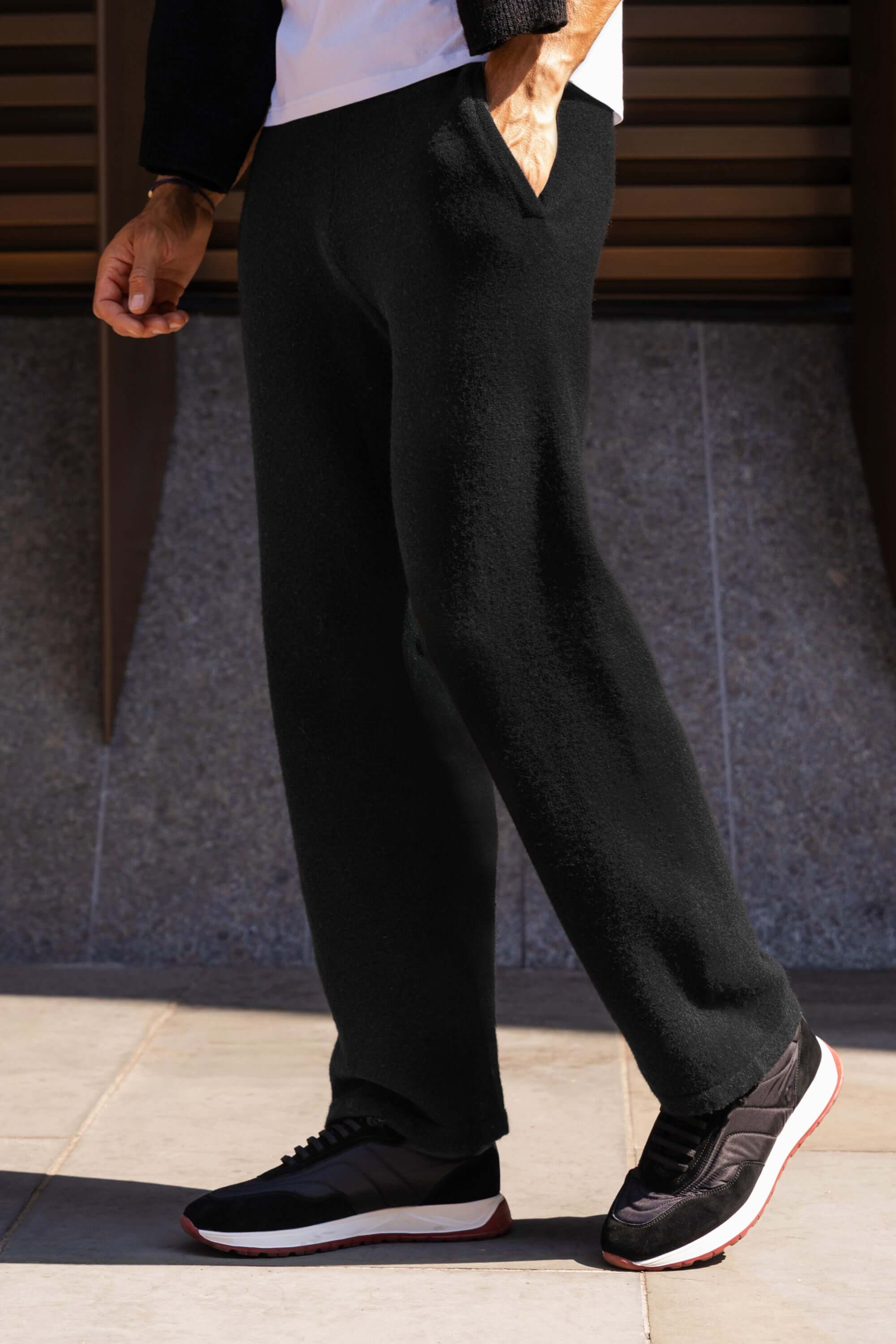 THE SAVONA JOGGER