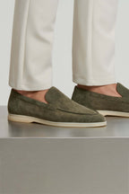 THE CLASSIC SUEDE LOAFER