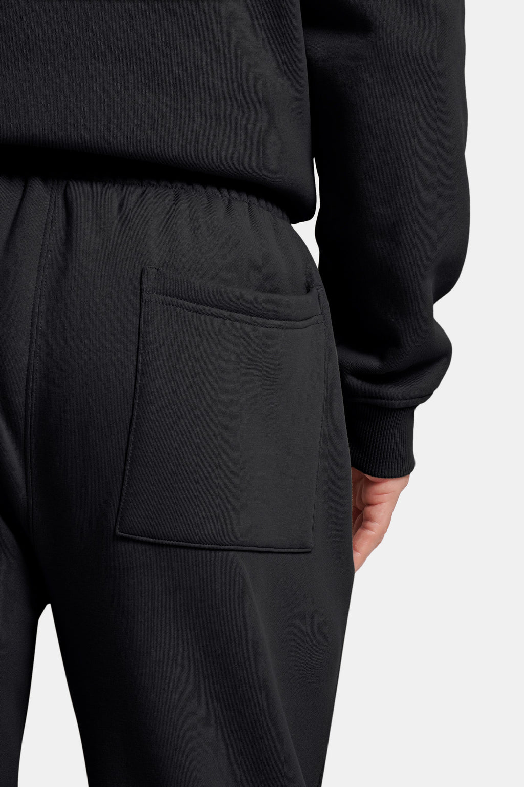 THE MILAN JOGGER