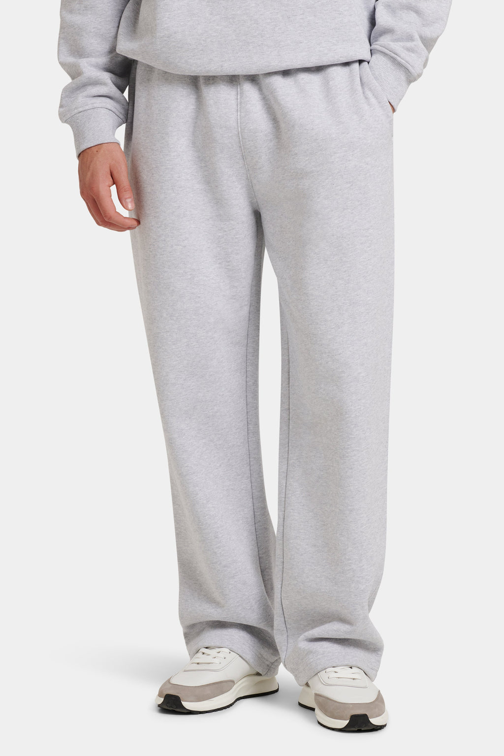 THE MILAN JOGGER