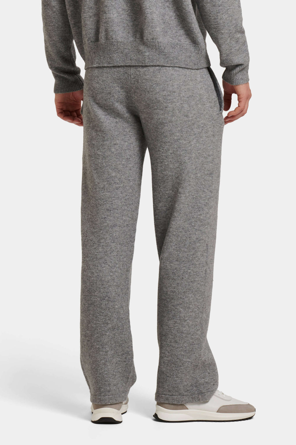 THE SAVONA JOGGER