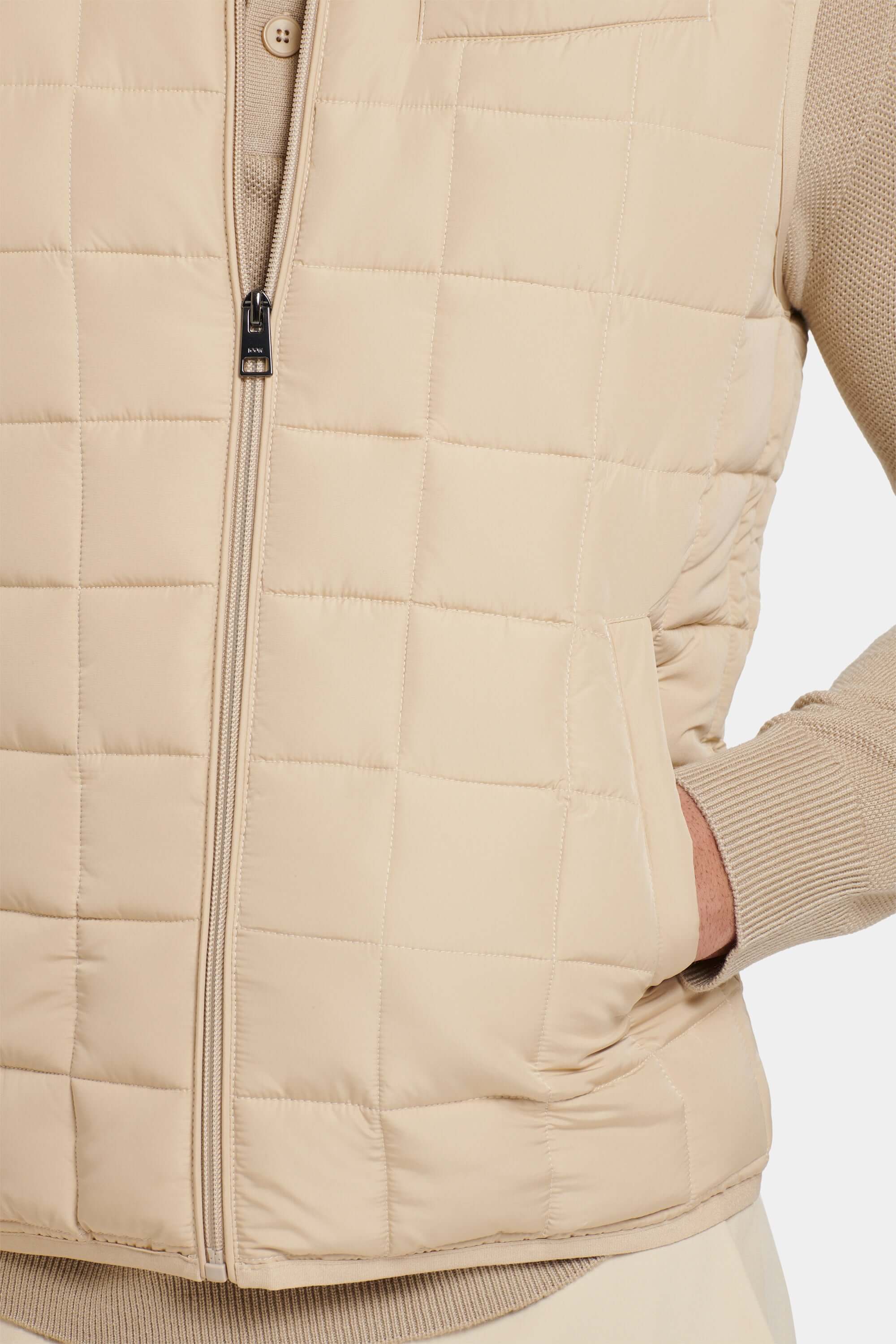 THE PIAZZA BODYWARMER