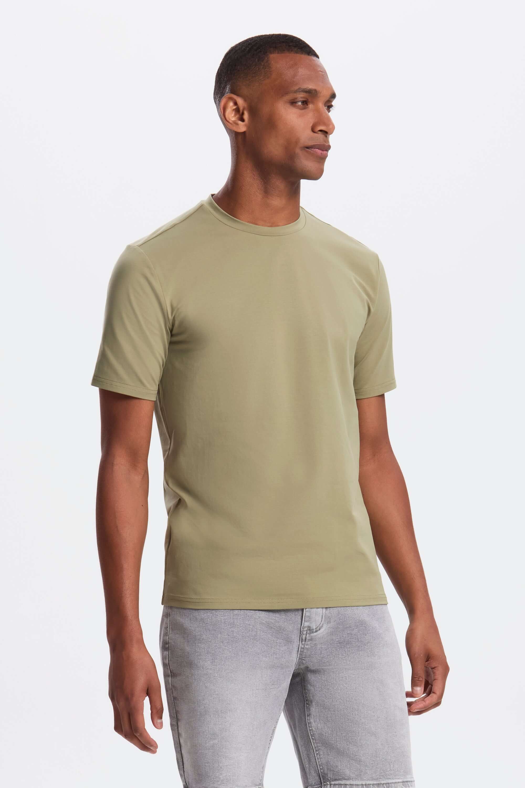 THE REGULAR T-SHIRT