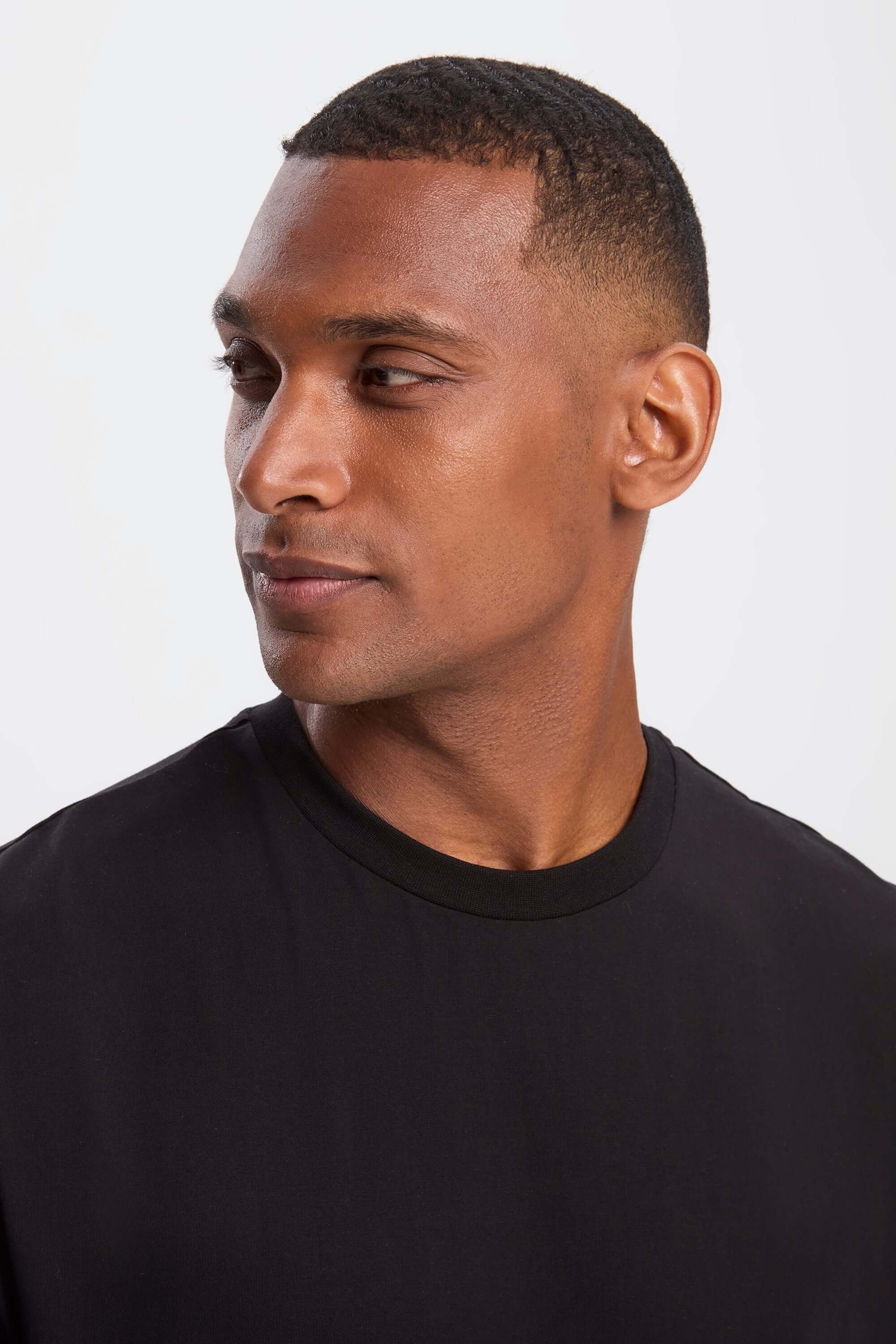 THE REGULAR T-SHIRT