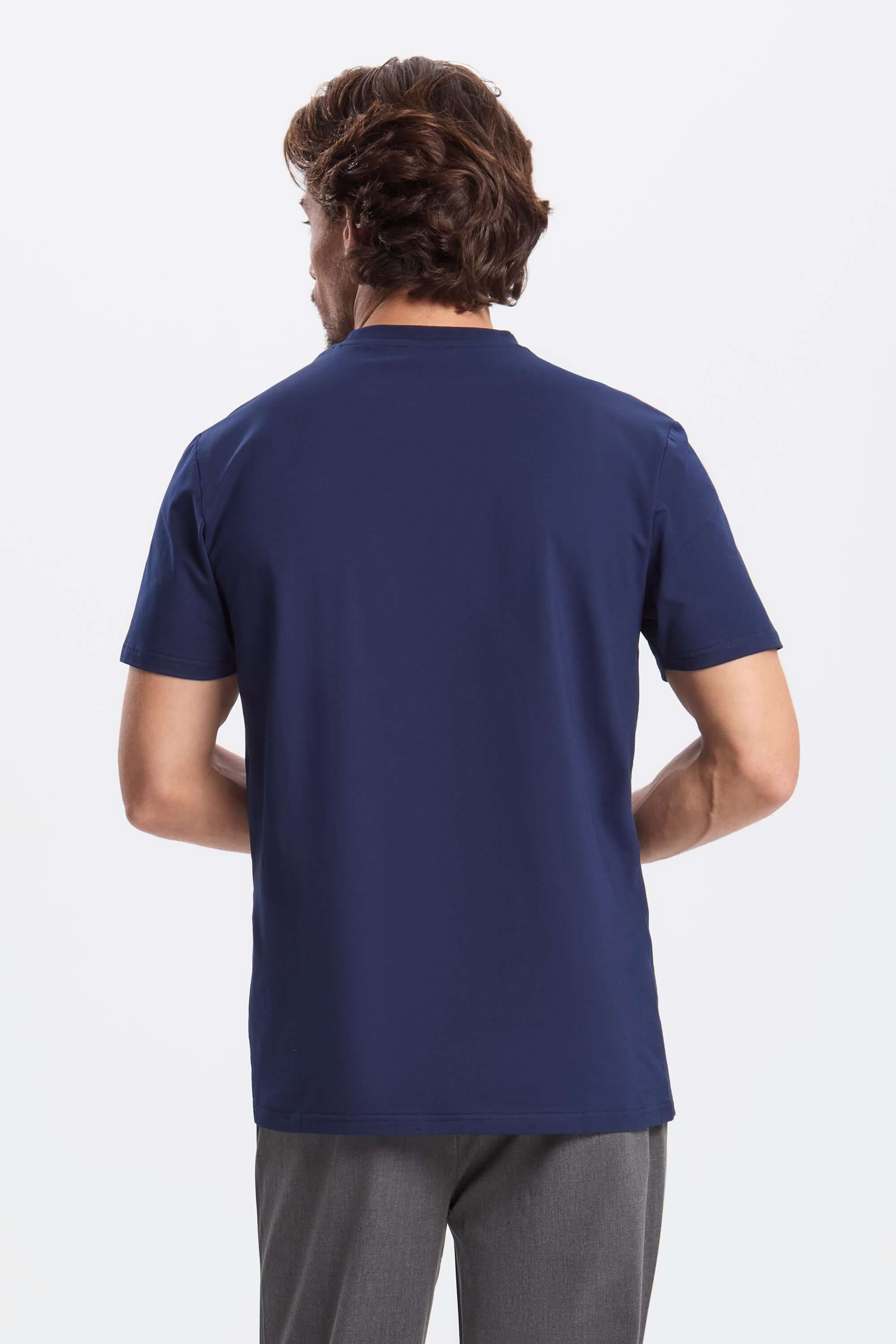 THE REGULAR T-SHIRT
