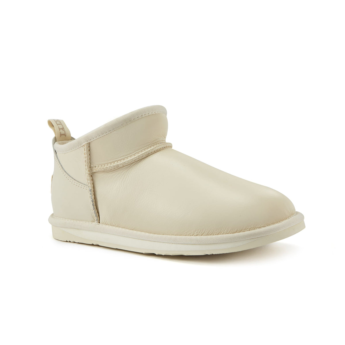 COSY ULTRA SHORT BOOTS SATIN PALE