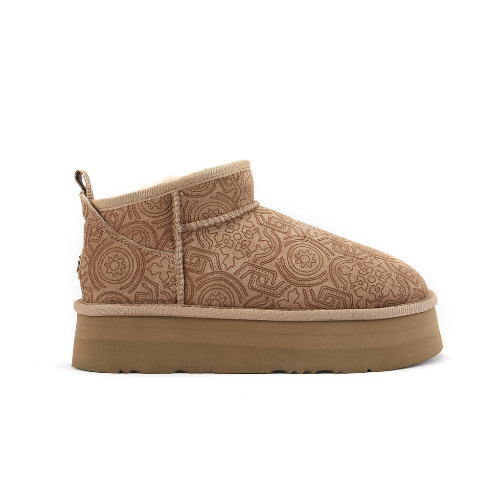 COSY ULTRA SHORT PLATFOAM BOOTS EMBOSSED TAUPE